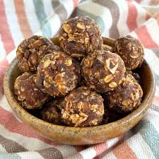 Date and Pomegranate Energy Balls. Remedies for anemia